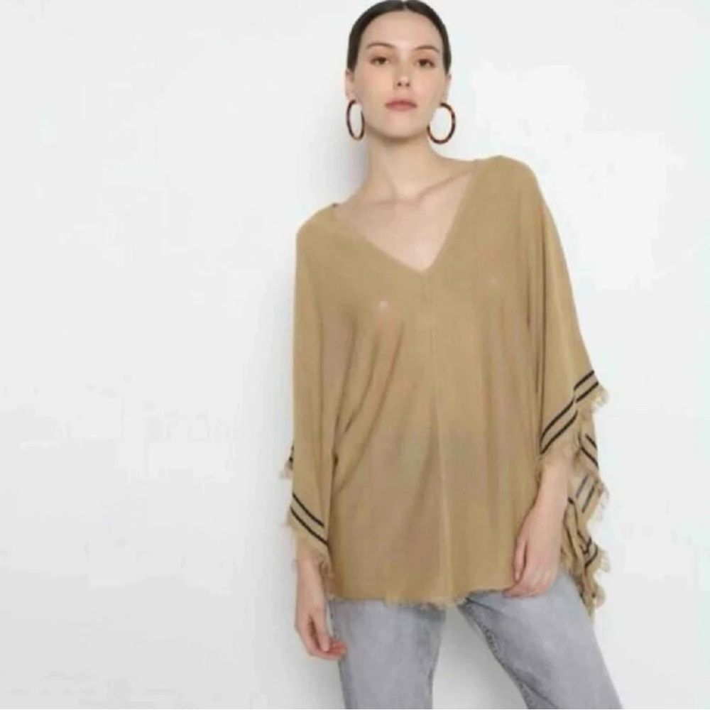 Zara Tan Linen V-Neck Pullover Poncho Ruana Shirt Top with Fringe Size XS